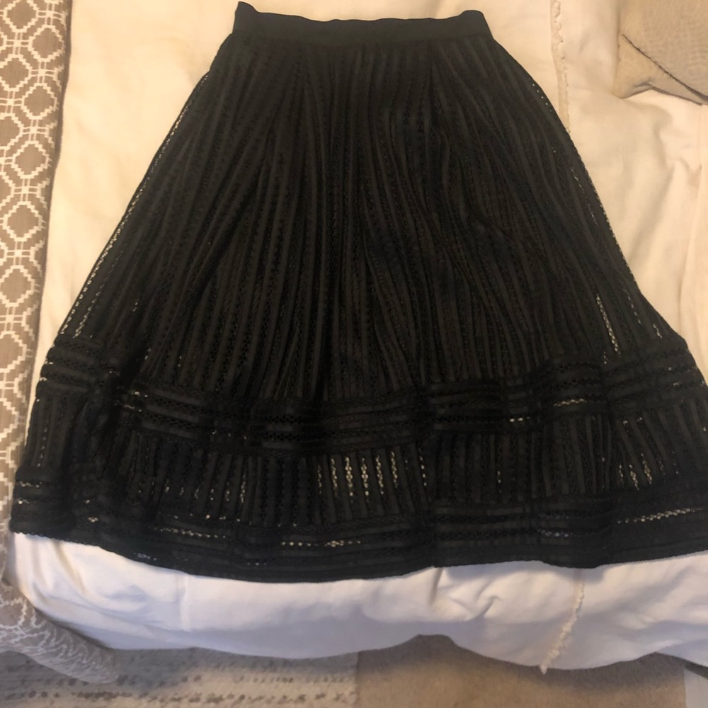 Black flowy high waisted skirt